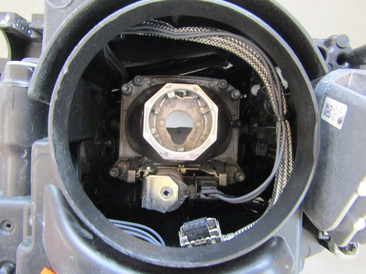 Prednji far Audi A5 8T0 LIFT xenon nezakretni + LED 11-16 RH desni