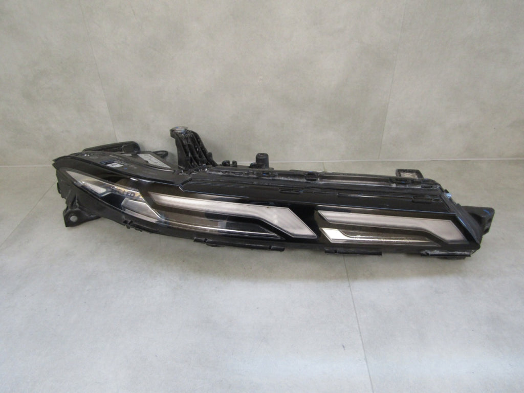Prednji far BMW X7 G07 LIFT LED DRL 22- RH 9880594