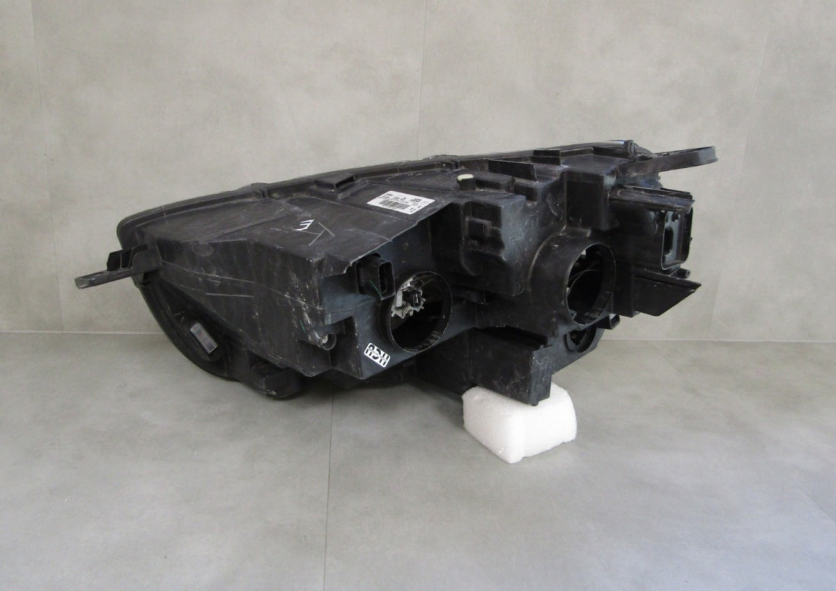 Prednji far Opel Combo E IV halogen RH 18- 9816825480