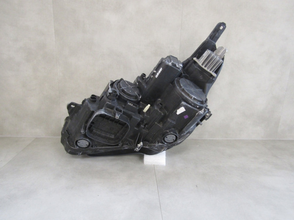 Prednji far OPEL CROSSLAND X ZWYKŁA17-20 RH desni 13467968