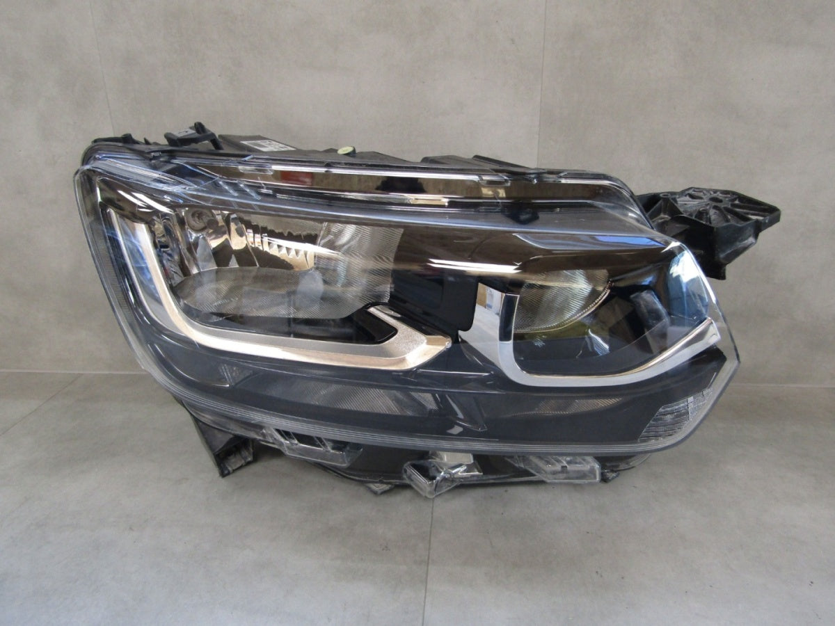 Prednji far Toyota Proace City 2 II halogen 19- RH desni 9835780580