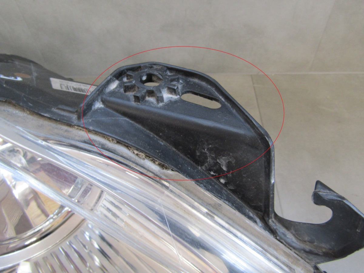 Prednji far Peugeot 3008 I 5008 I halogen 09-13 RH 9682519080