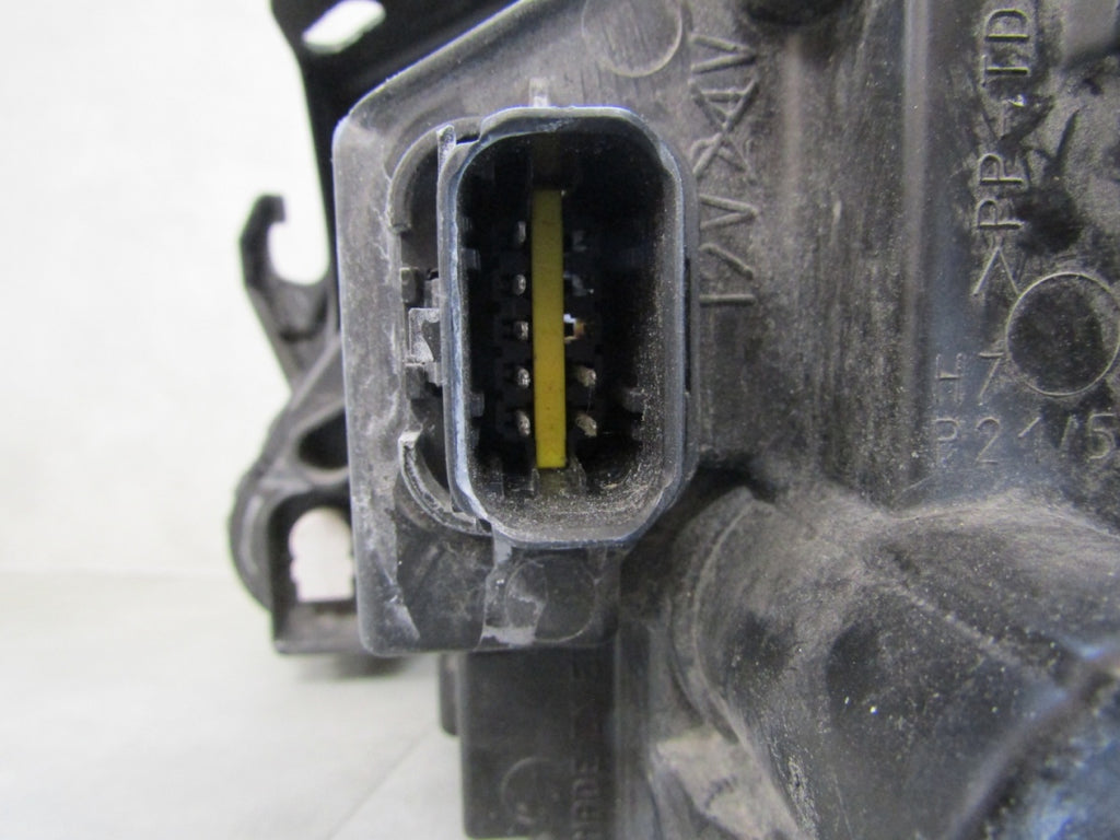 Prednji far Peugeot 3008 I 5008 I halogen 09-13 RH 9682519080