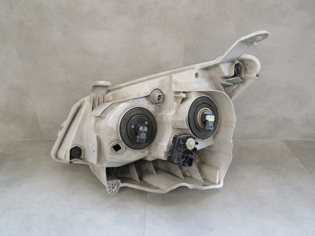 Prednji far Isuzu D MAX 2 II halogen sa sočivom 11-15 RH 100-17218R