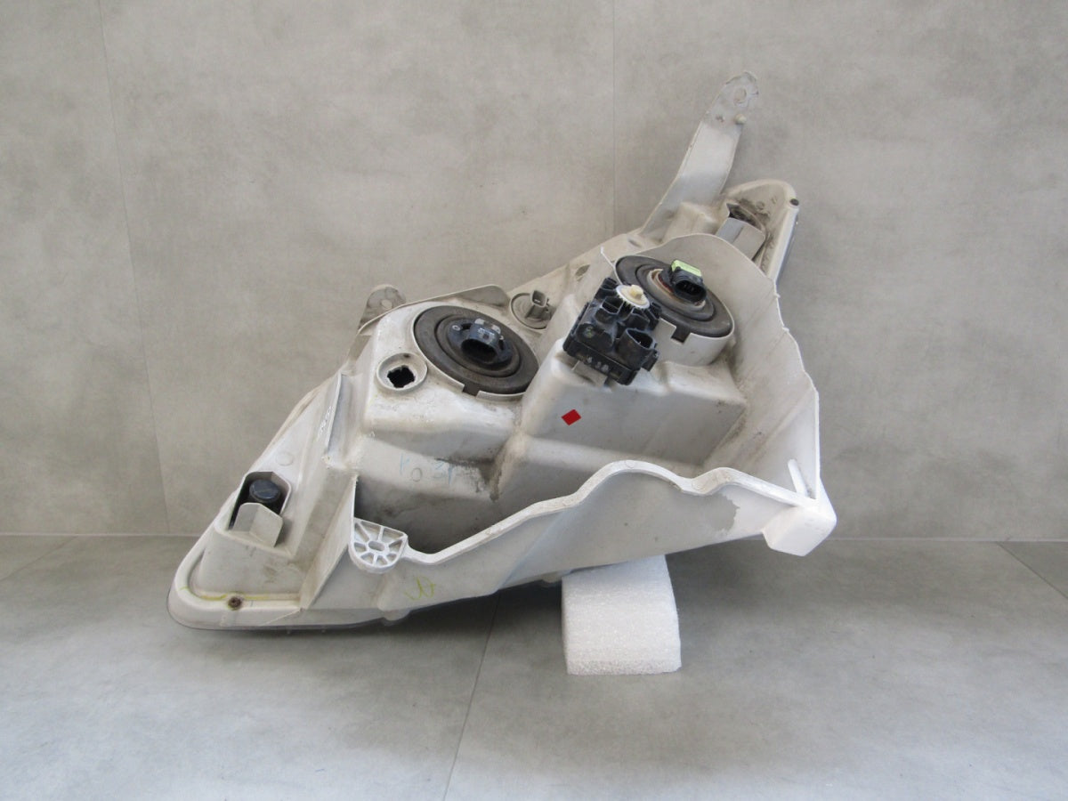 Prednji far Isuzu D MAX 2 II halogen sa sočivom 11-15 RH 100-17218R