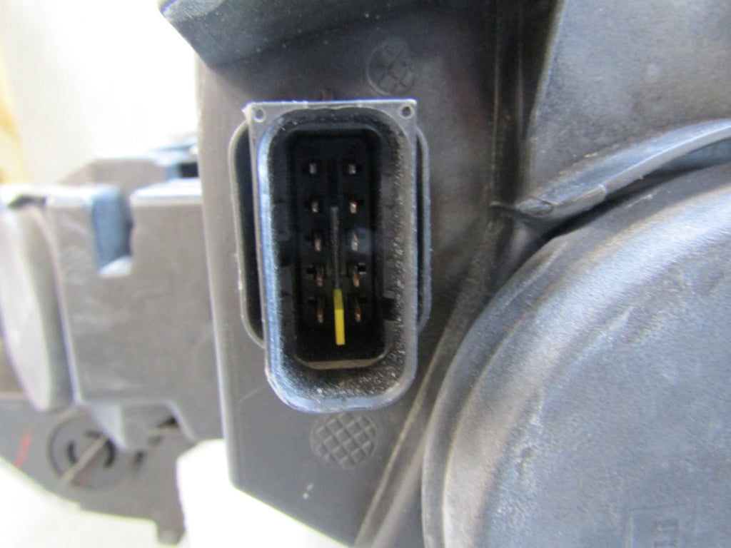 Prednji far Peugeot Partner 4 IV Rifter halogen 18-23 RH 9816826880