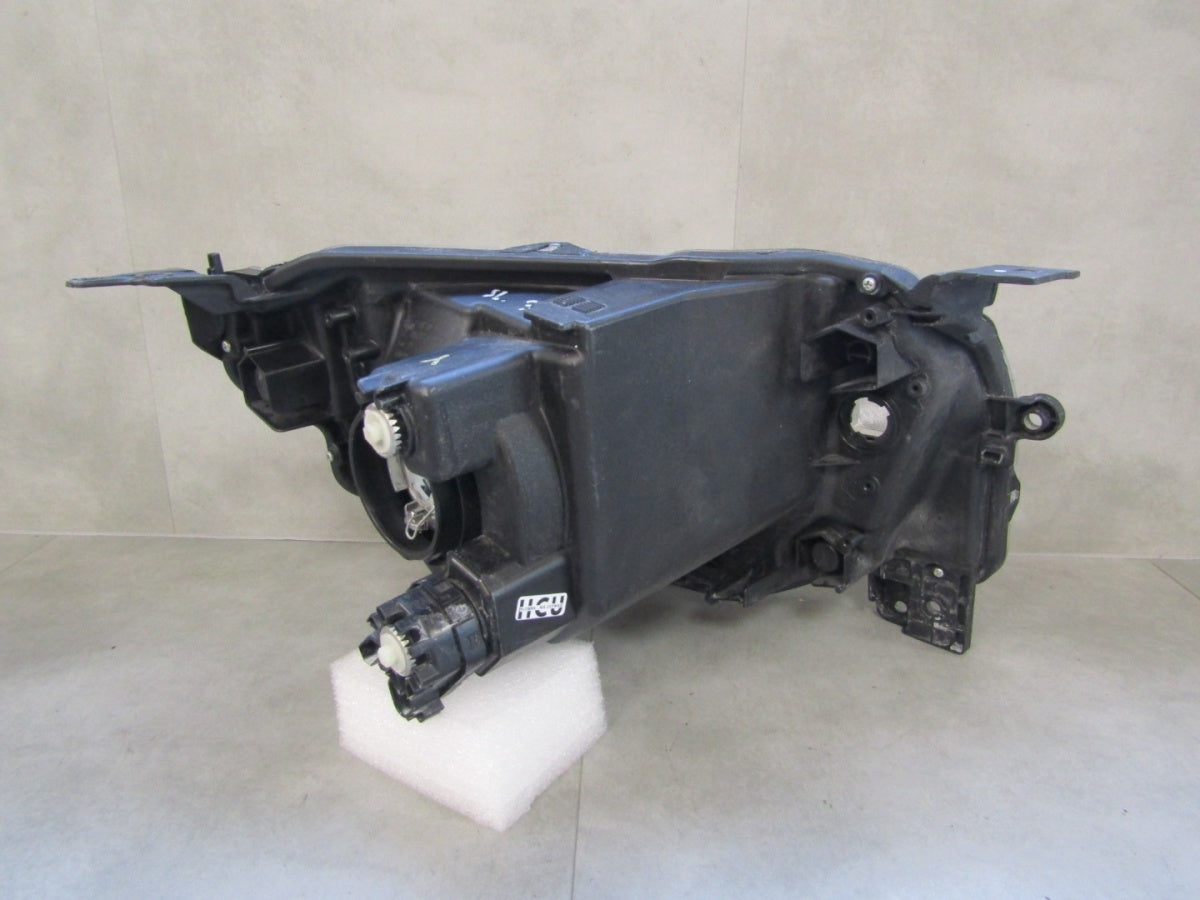 Prednji far Suzuki Ignis 3 III halogen 16- LH lijevi KOITO 100-59343