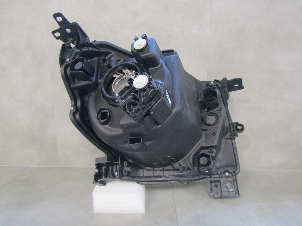 Prednji far Suzuki Ignis 3 III halogen 16- LH lijevi KOITO 100-59343