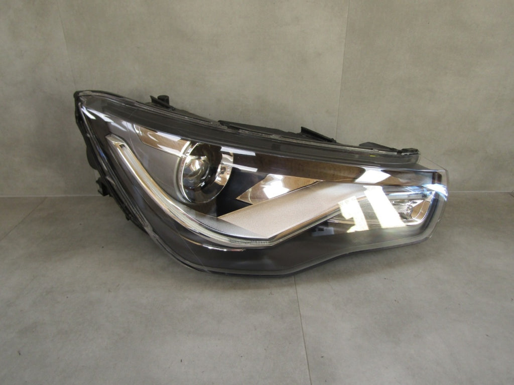 Prednji far AUDI A1 xenon 8X 10-14 desni RH
