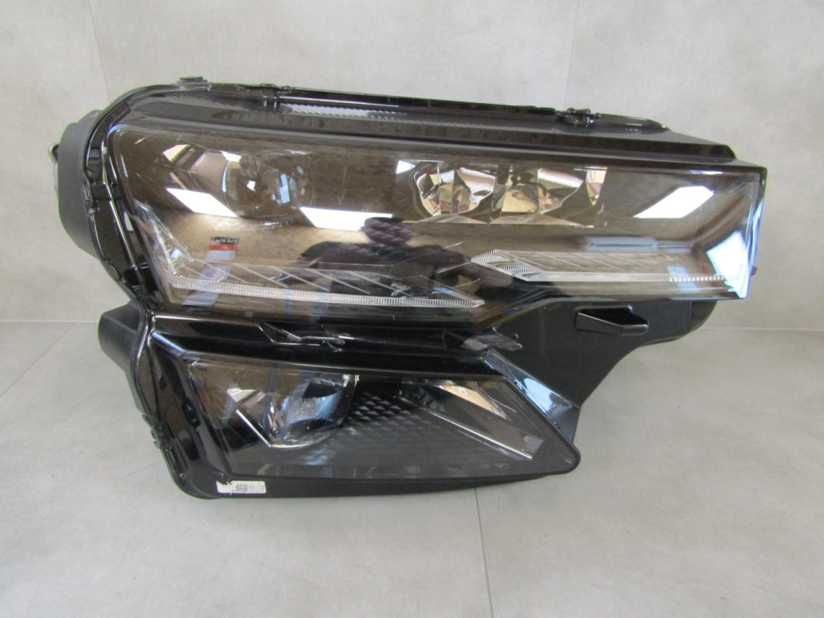 Prednji far SKODA KAROQ LIFT 57B FULL LED 21- RH desni