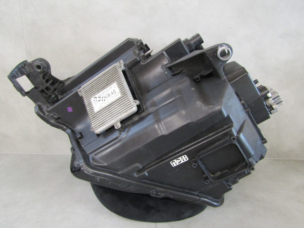Prednji far SKODA KAROQ LIFT 57B FULL LED 21- RH desni