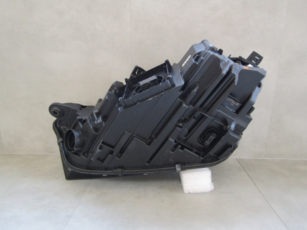 Prednji far Audi Q5 80A FULL LED 16-21 RH desni