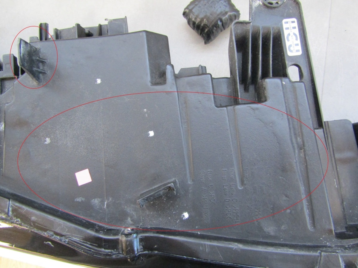 Prednji far LED DRL NISSAN XTRAIL X-TRAIL T33 T 33 lijevi LH lijevi 2102378S