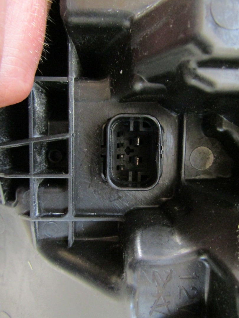 Prednji far BMW 4 G22 G23 G26 M3 G80 M4 G82 LASER 20- RH desni 9505116-05