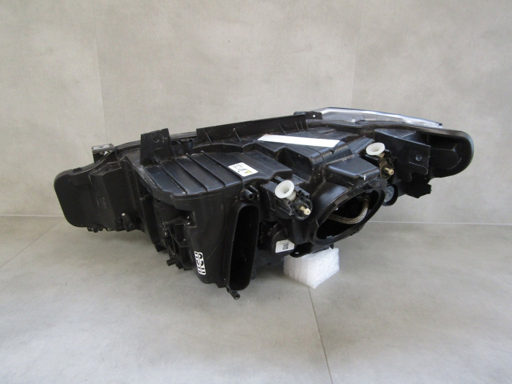 Prednji far BMW 3 F30 F31 xenon nezakretni 11-15 RH