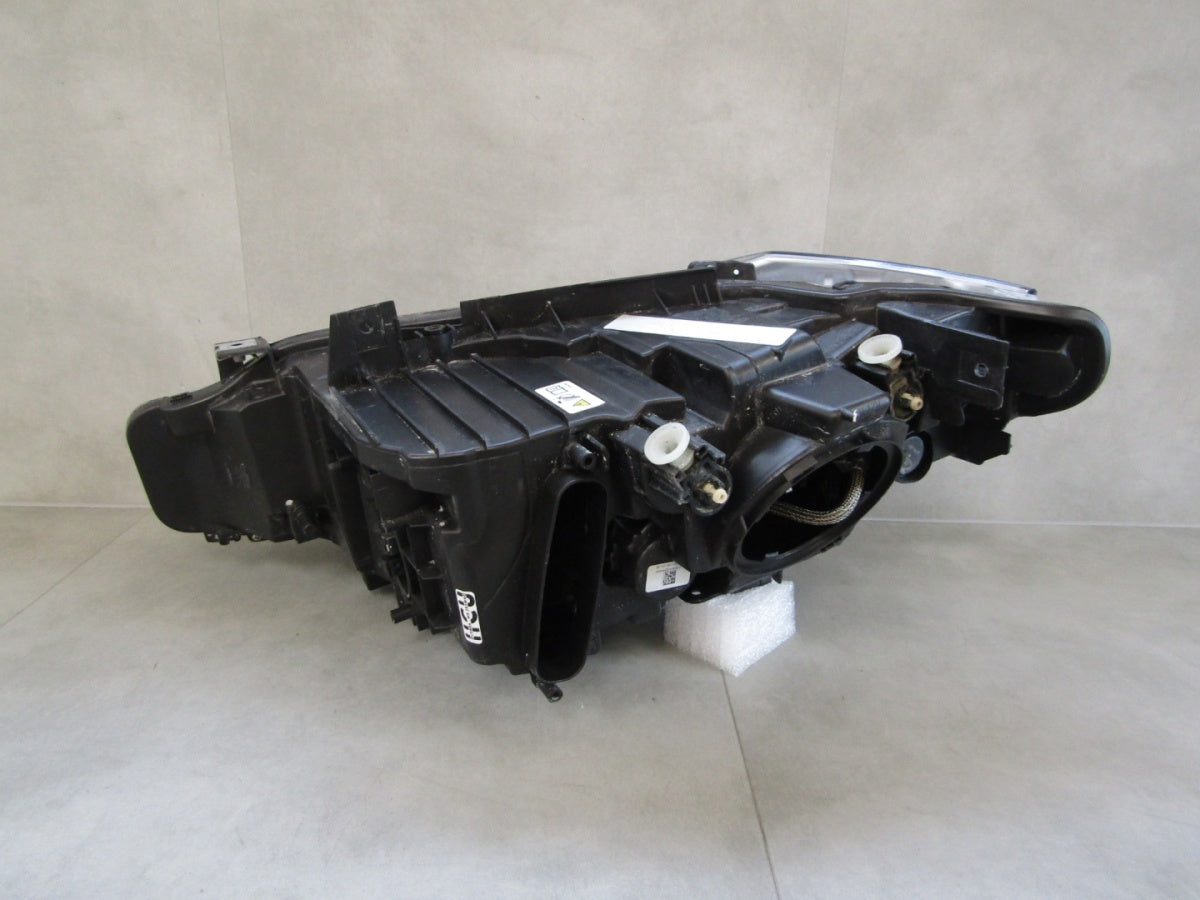 Prednji far BMW 3 F30 F31 xenon nezakretni 11-15 RH