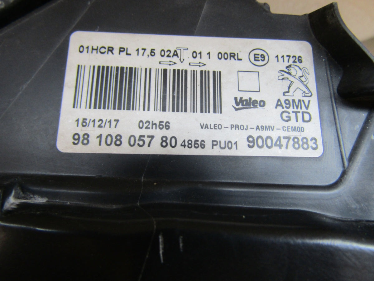 Prednji far Peugeot 208 I Lift halogen sa sočivom 15-19 LH 9810805780
