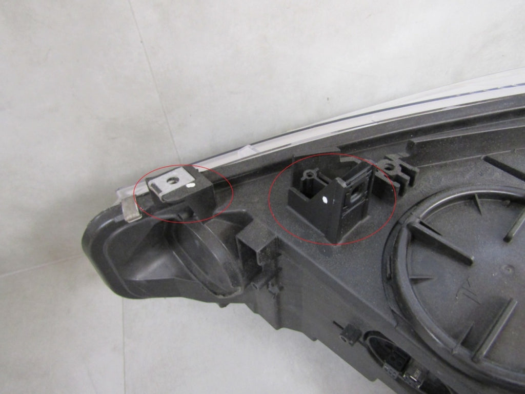 Prednji far BMW 4 F32 F33 F36 xenon zakretni 13-17 RH desni 7424108