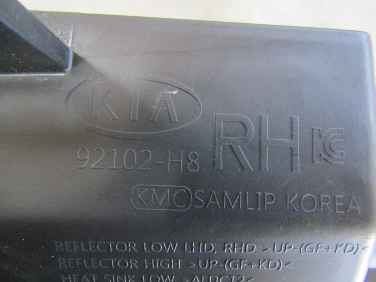 Prednji far KIA STONIC LIFT FULL LED RH desni 21- 92102-H8