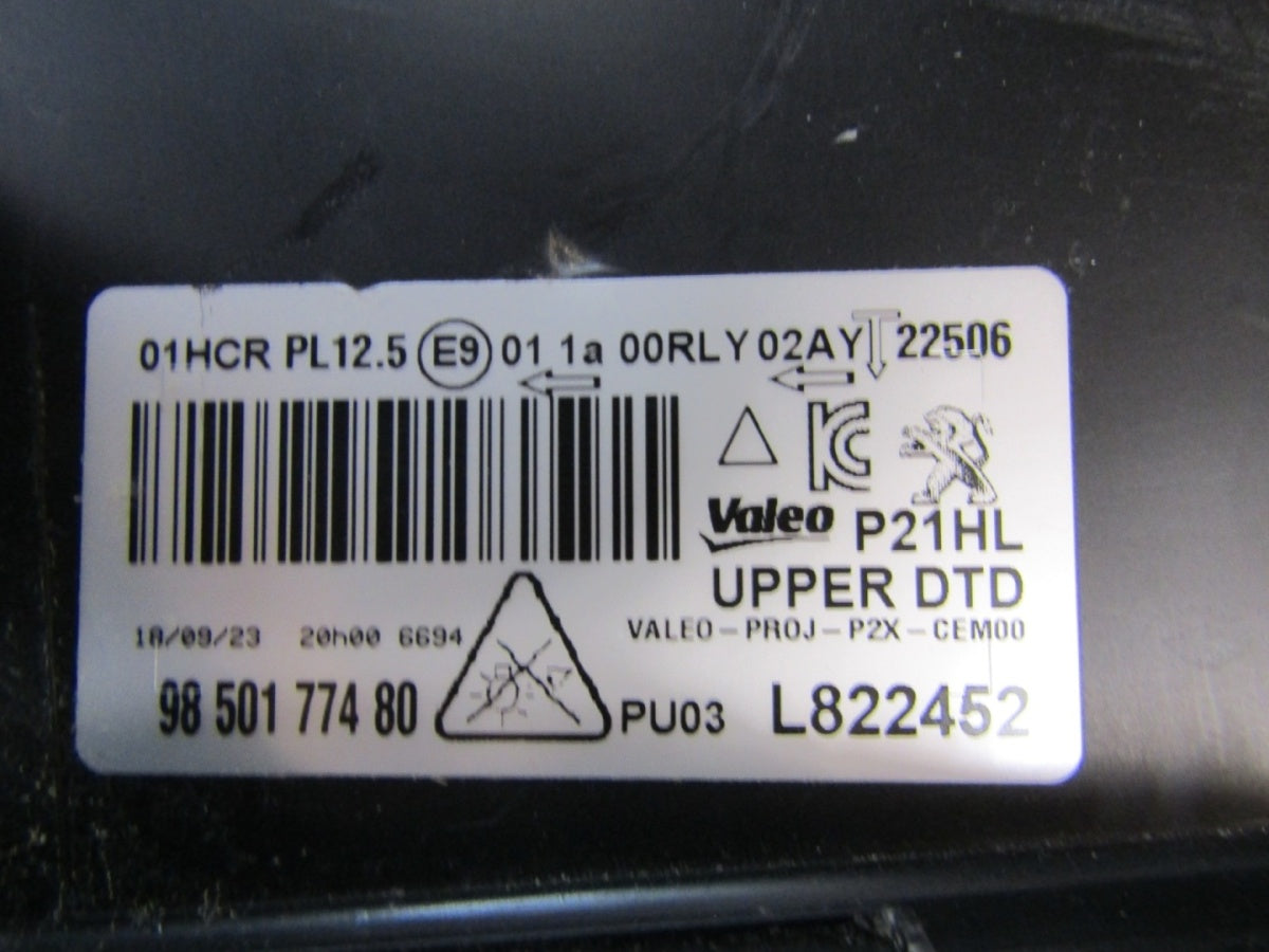 Prednji far Peugeot 208 II 2008 II FULL LED 19-23 RH 9850177480