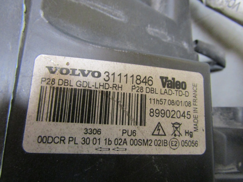 Prednji far Volvo XC90 1 I LIFT xenon zakretni 06-14 RH desni 31111846
