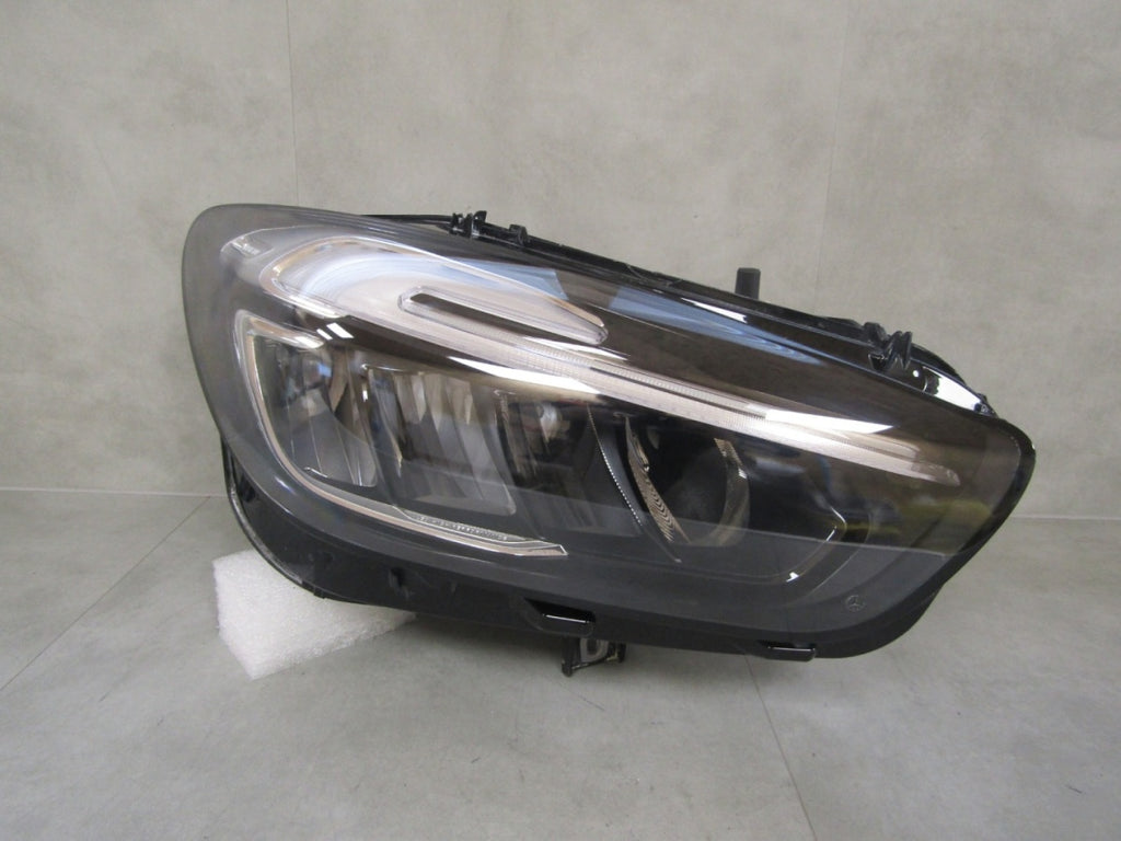 Prednji far Mercedes B klasa W247 Lift LED PERFORMANCE 22- RH A2479061004