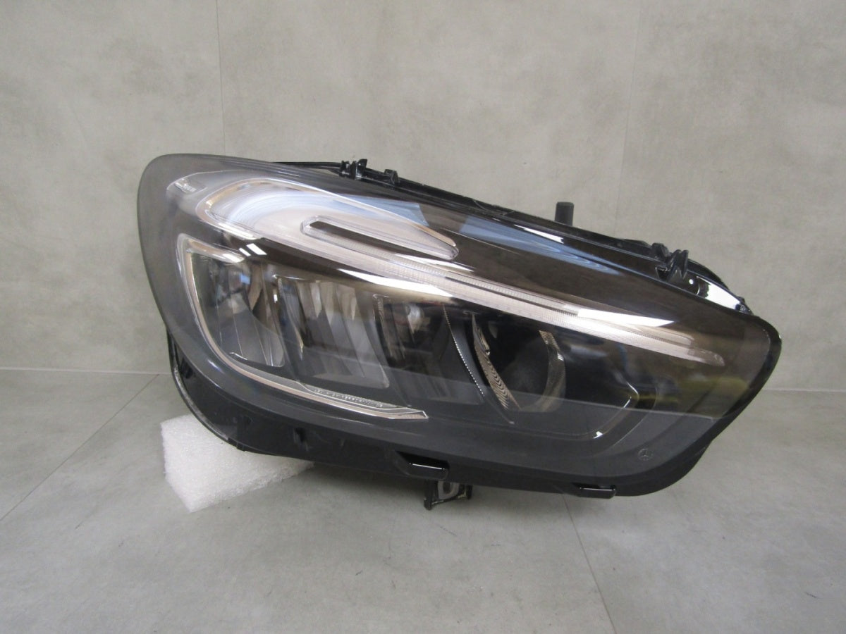 Prednji far Mercedes B klasa W247 Lift LED PERFORMANCE 22- RH A2479061004