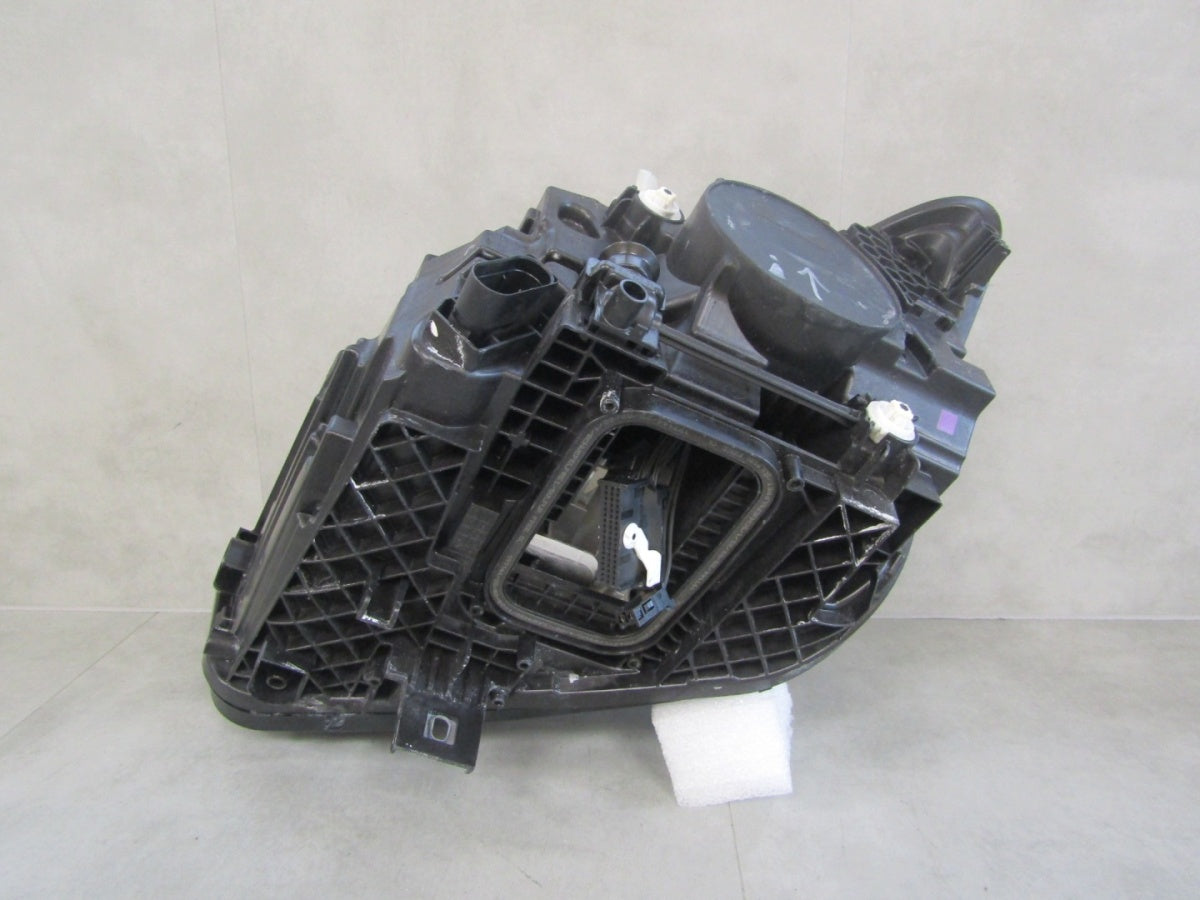 Prednji far Mercedes B klasa W247 Lift LED PERFORMANCE 22- RH A2479061004