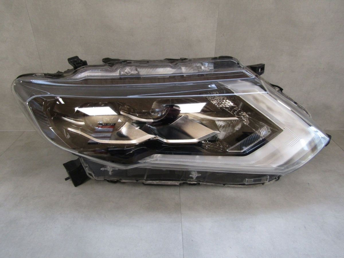 Prednji far NISSAN X-TRAIL T32 LIFT FULL LED RH desni 17-20