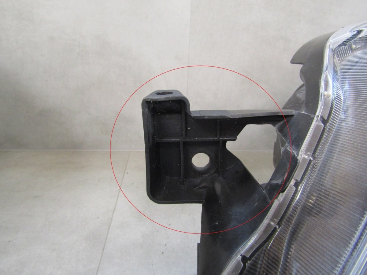 Prednji far Subaru Impreza xenon 07-11 LH