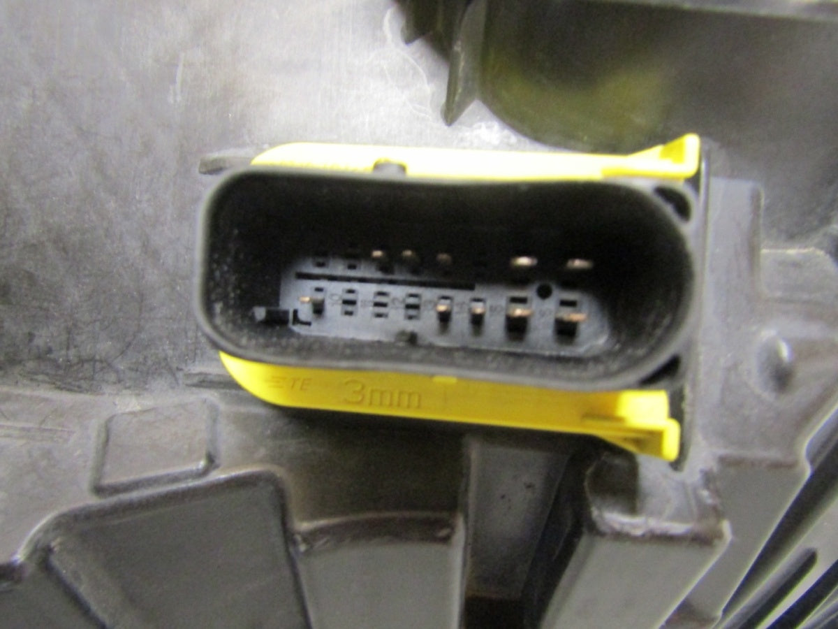 Prednji far VOLVO FH5 FH16 LED LIFT 20- LH lijevi 24056511
