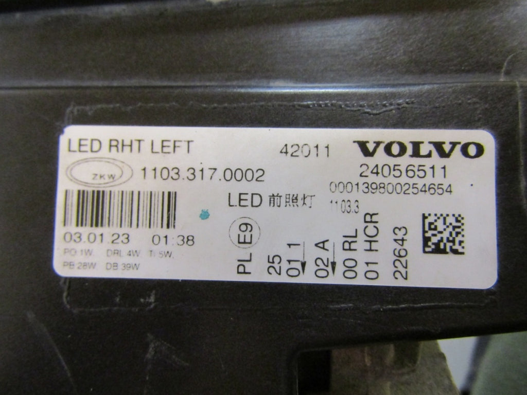 Prednji far VOLVO FH5 FH16 LED LIFT 20- LH lijevi 24056511