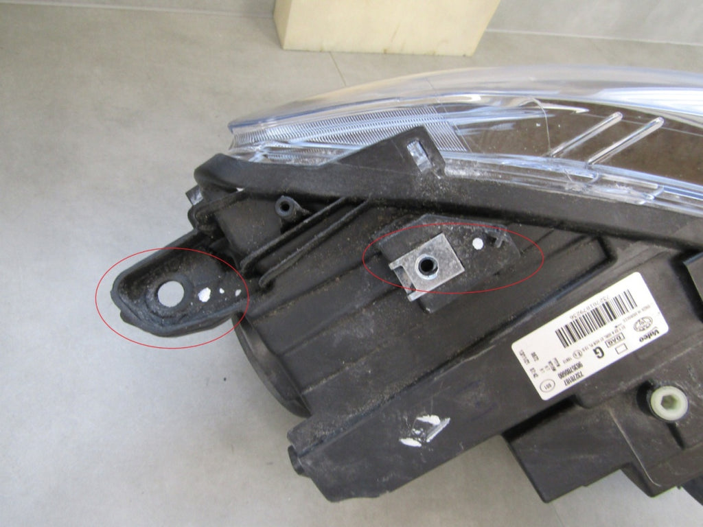 Prednji far TOYOTA PROACE CITY halogen LH 19- 9835780680