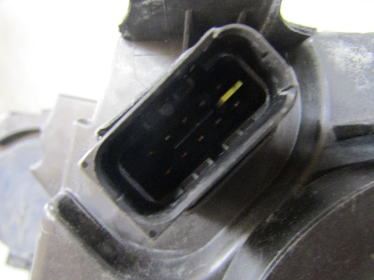 Prednji far TOYOTA PROACE CITY halogen RH PRAWA19- 9835780580