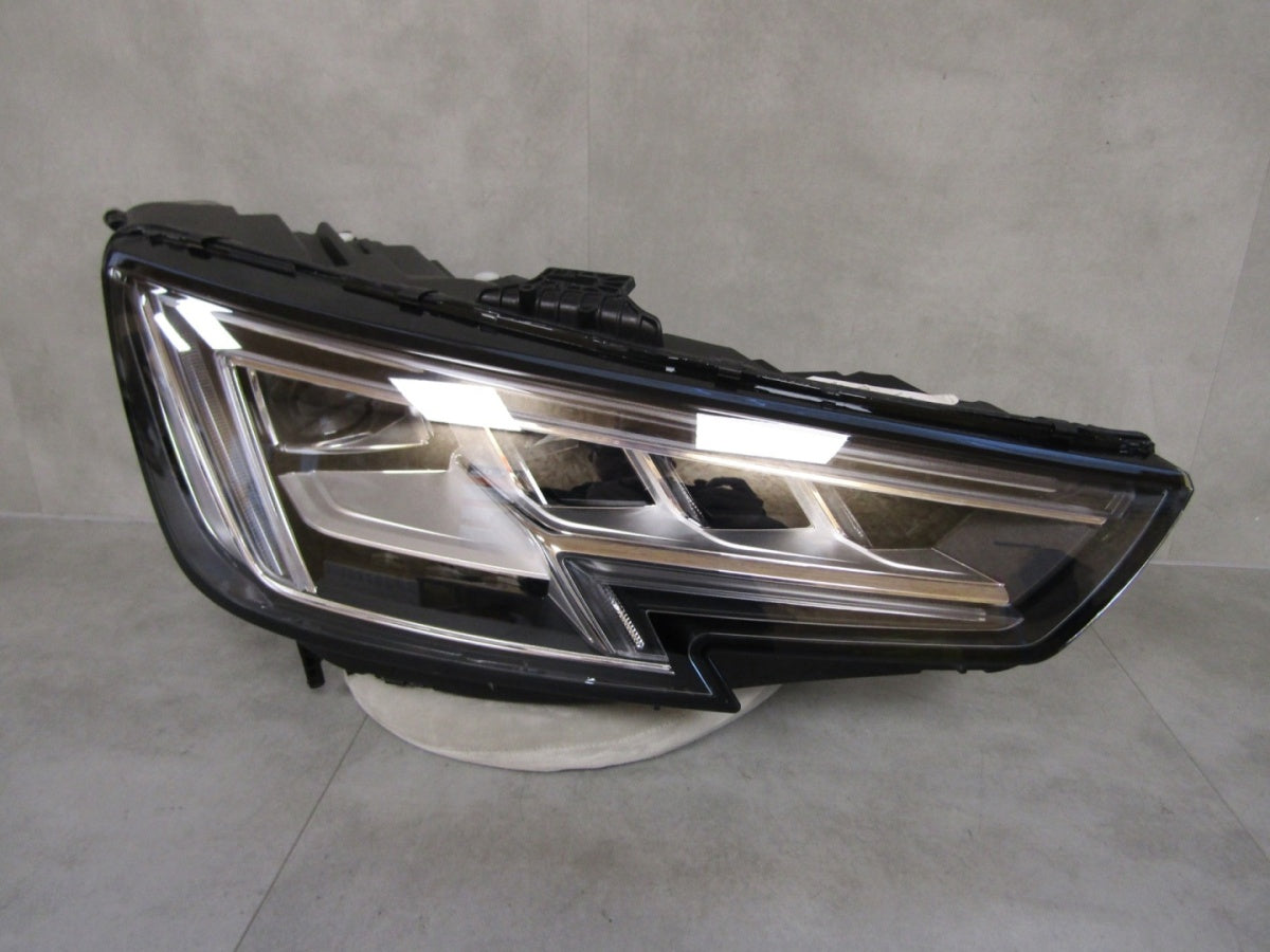 Prednji far Audi A4 B9 FULL LED MATRIX 15-19 RH desni