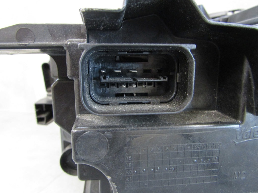 Prednji far BMW X1 F48 LIFT LCI FULL LED 19-22 RH 6311 5A01172