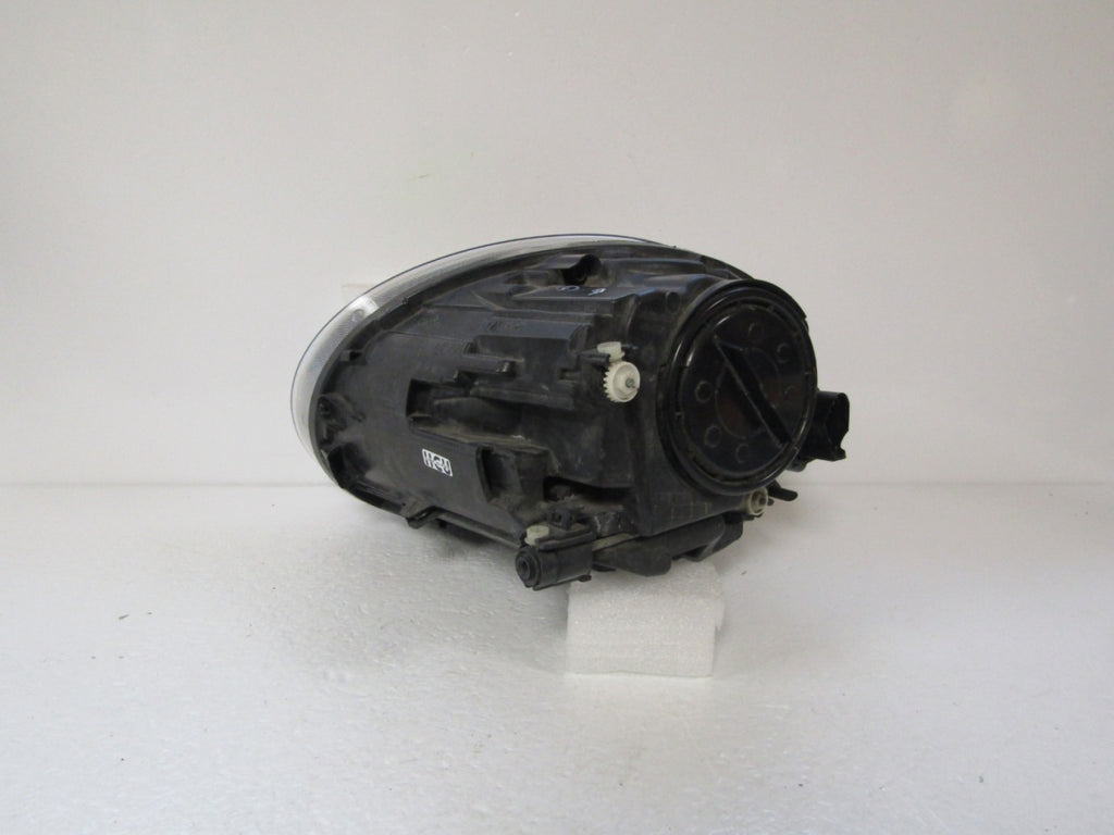 Prednji far VW Beetle 5C halogen 11-19 RH