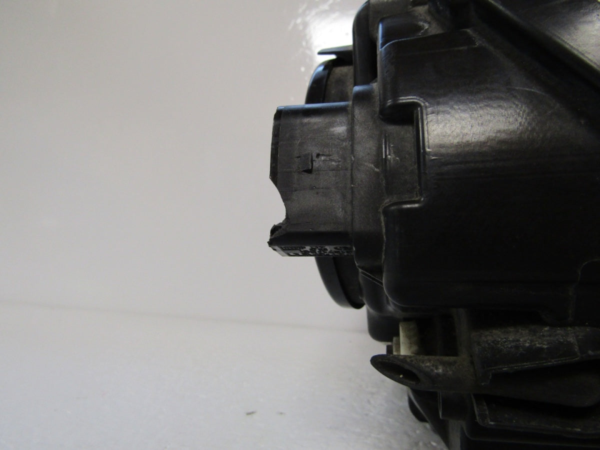 Prednji far VW Beetle 5C halogen 11-19 RH