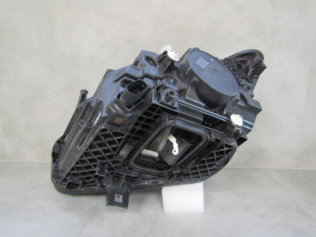 Prednji far Mercedes B klasa W247 Lift LED PERFORMANCE 22- RH A2479061004