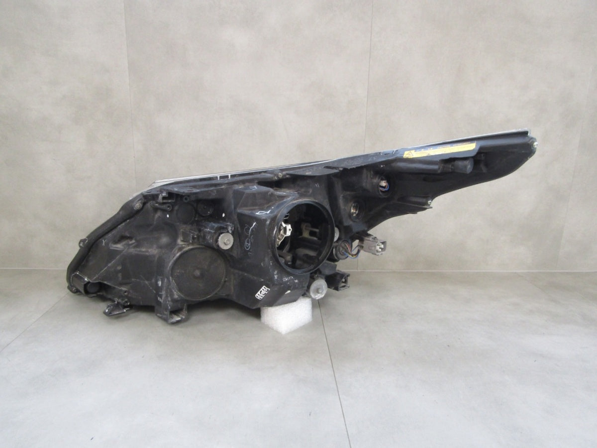 Prednji far TOYOTA AVENSIS T27 LIFT 11-15 xenon zakretni RH desni 10000-17687