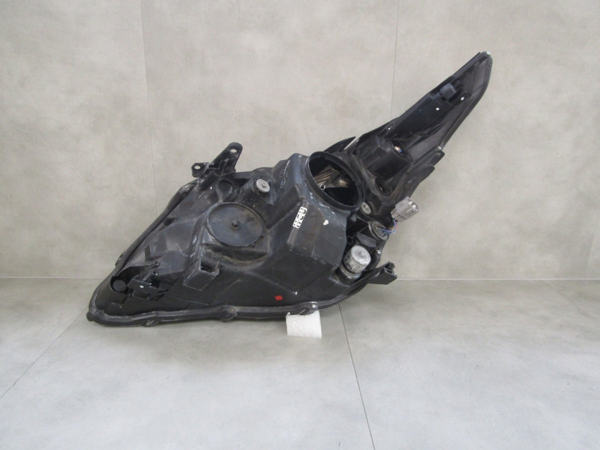 Prednji far TOYOTA AVENSIS T27 LIFT 11-15 xenon zakretni RH desni 10000-17687