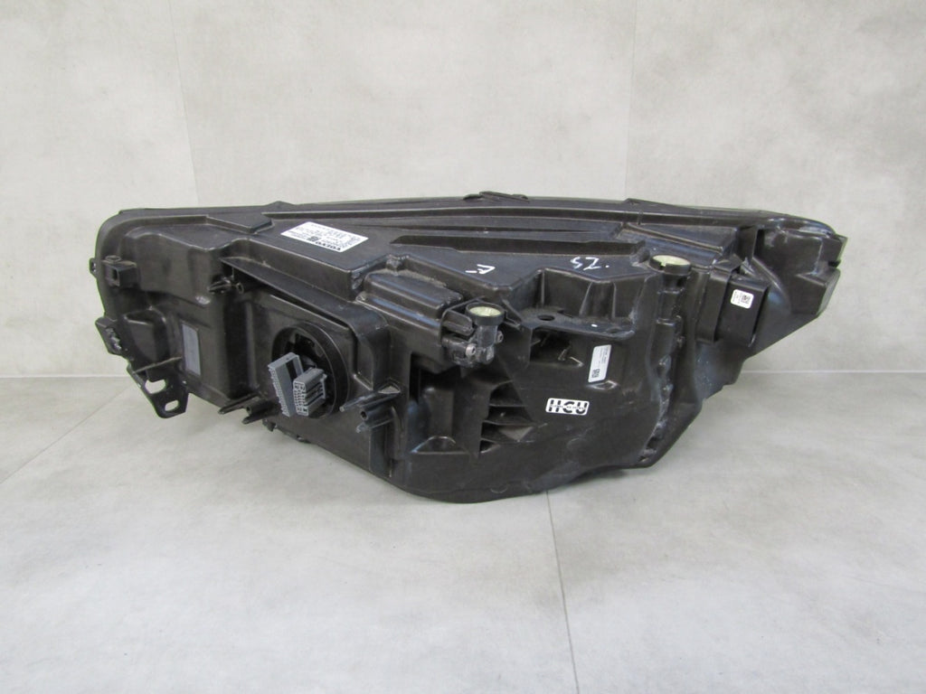 Prednji far Volvo XC40 LIFT FULL LED PIXEL 22- RH 32392325
