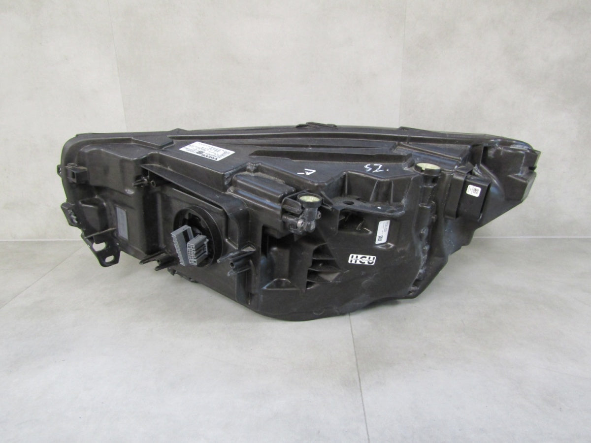 Prednji far Volvo XC40 LIFT FULL LED PIXEL 22- RH 32392325