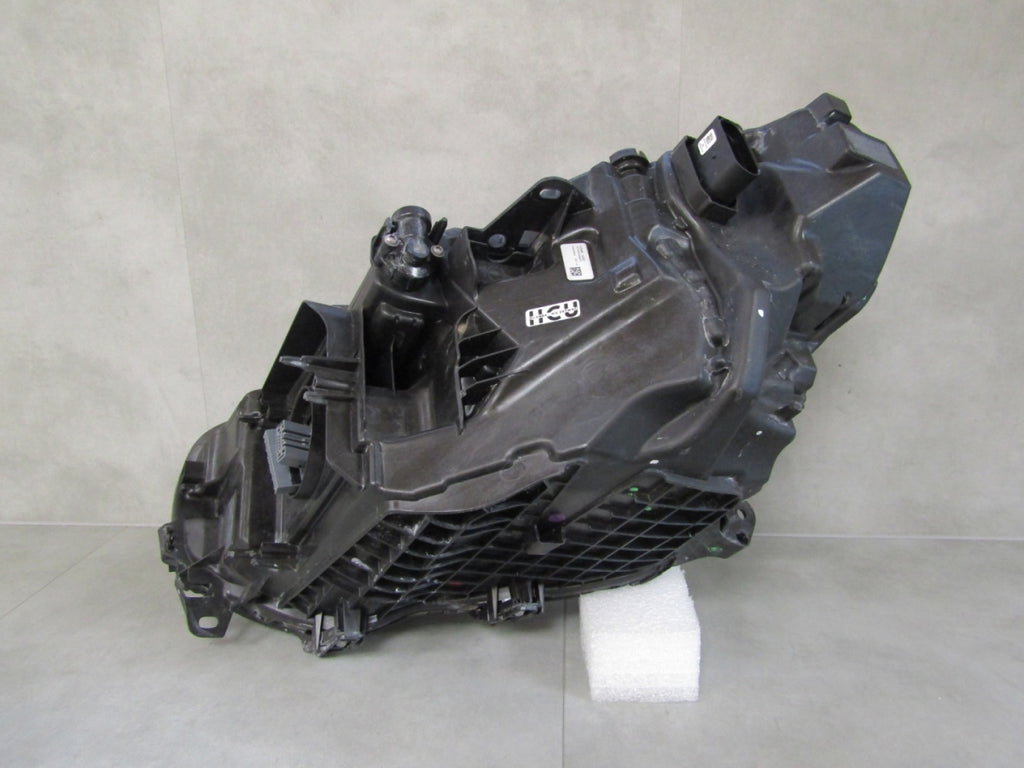 Prednji far Volvo XC40 LIFT FULL LED PIXEL 22- RH 32392325