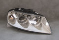 Prednji far VW TOUAREG I KSEONON nezakretni 02-06 RH