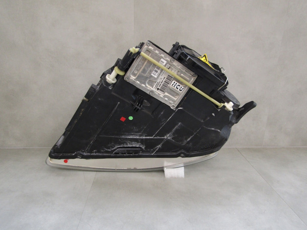 Prednji far VW TOUAREG I KSEONON nezakretni 02-06 RH