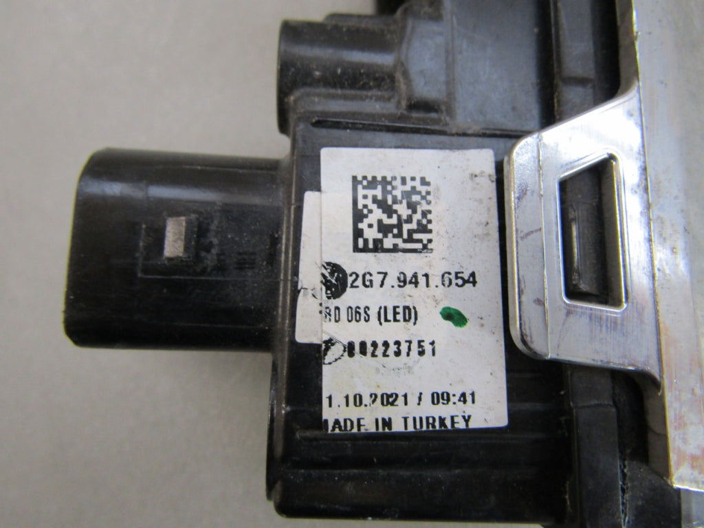 Prednji far VW Taigo LED DRL 21- RH 2G7941654