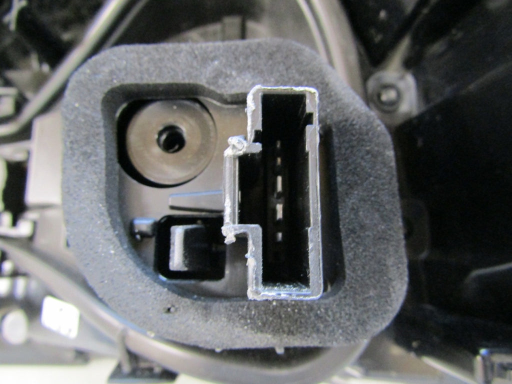 komplet lamp tylnych lijevi desni Citroen C3 IV halogen 24- 9848892180 9845602580