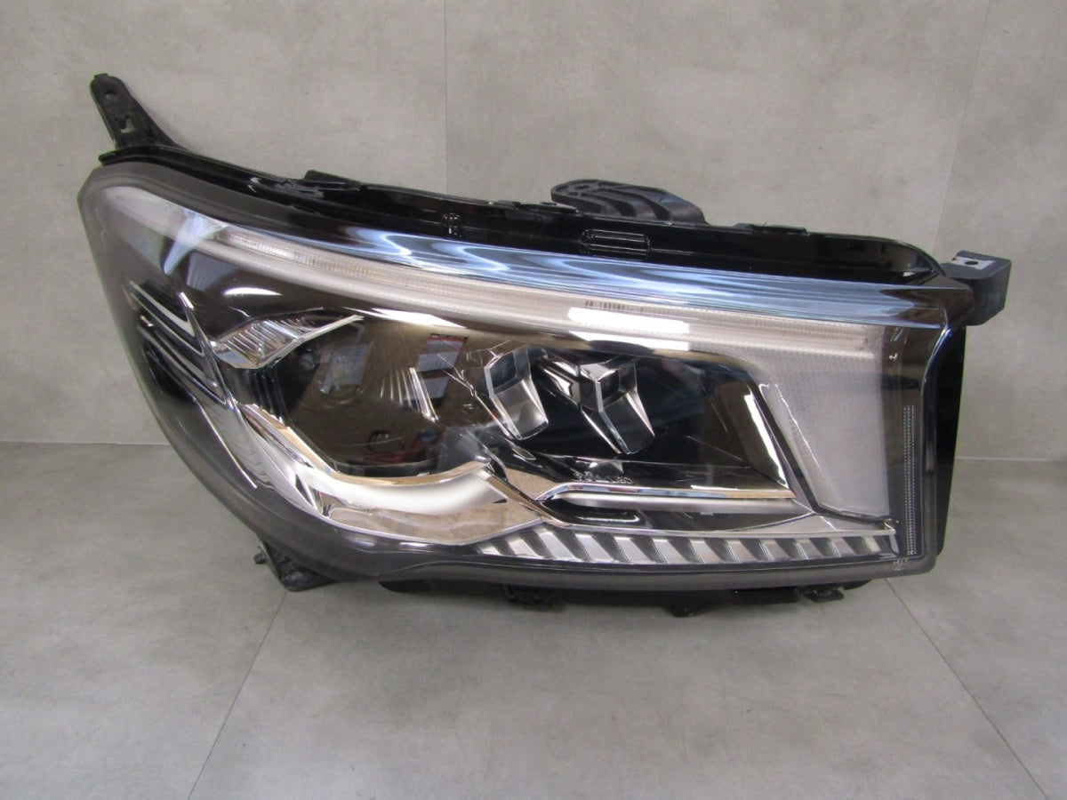 Prednji far MAXUS DELIVER 9 V90 FULL LED desni RH 19- C0013996