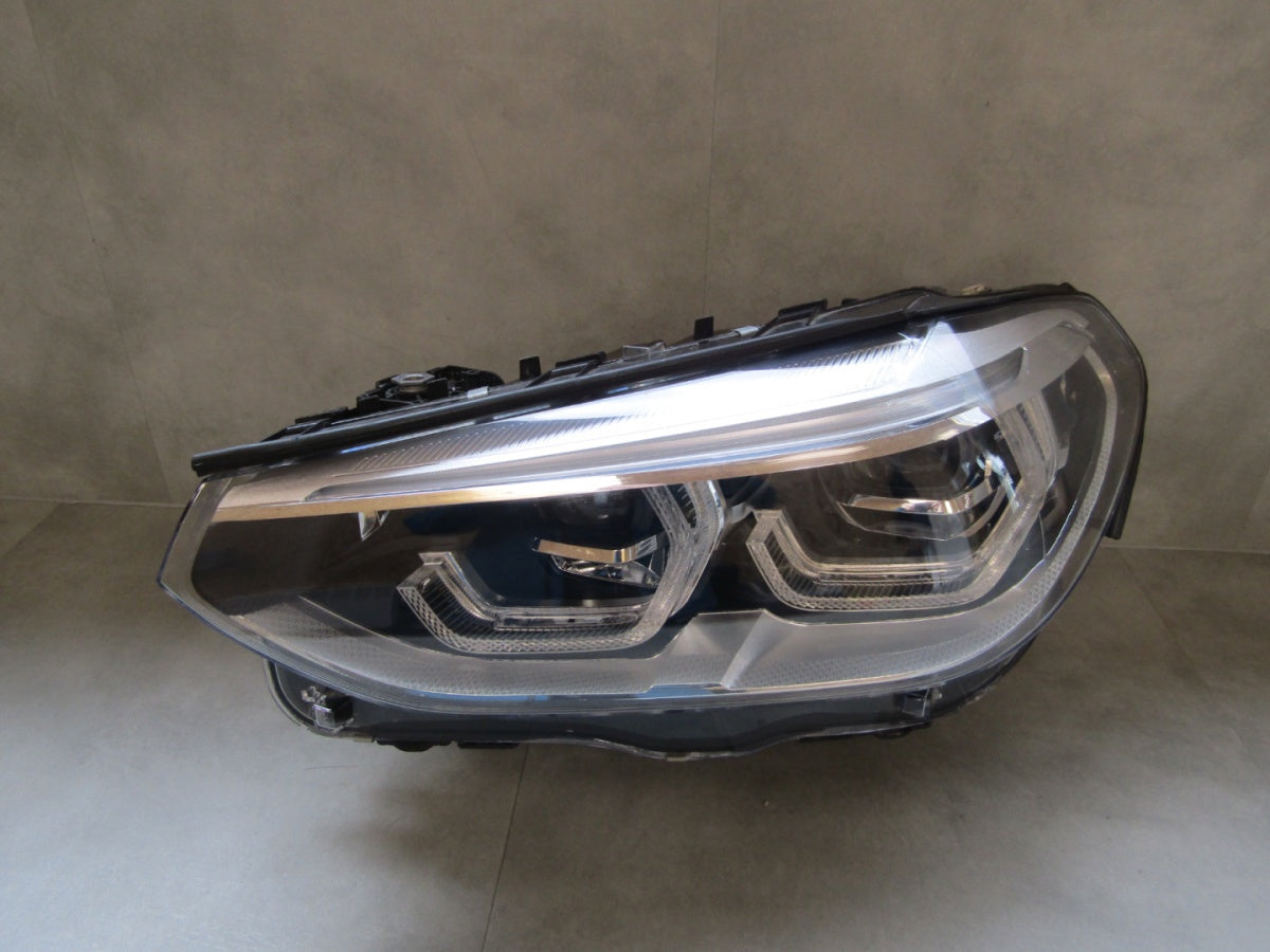 Prednji far BMW X3 G01 X4 G02 FULL LED ADAPTIVE 17-21 LH 8739653